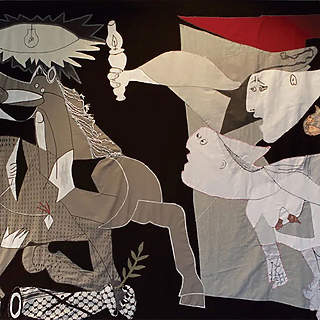 Guernica Remakings, Remakings Picasso's Guernica, a banner (détail), 2012-2014, Patchwork, 145 x 415 cm, Brighton, Angleterre