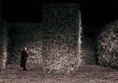 Installation Art contemporain Gianni Pettena - Anarchitecture - Gianni Peena, Ci architecture,  . Installation, Galleria Enrico Fornello, Prato-Italie. Courtesy de l’artiste et Salle Principale, Paris. Photo © Bruno Pappaleera.