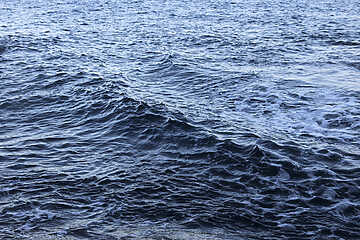 Isabelle Camps – Écoute… L'eau (qui) monte - Arles