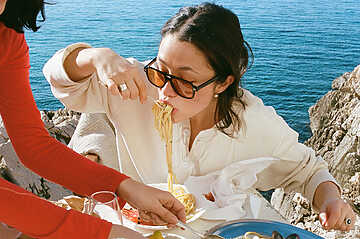 Anna Leonte Loron - Les femmes ont faim - Marseille