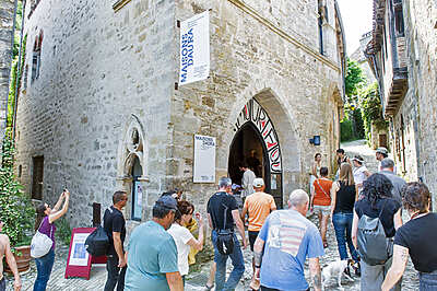 Appel à candidatures Jeunes artistes en résidence - Saint-Cirq-Lapopie